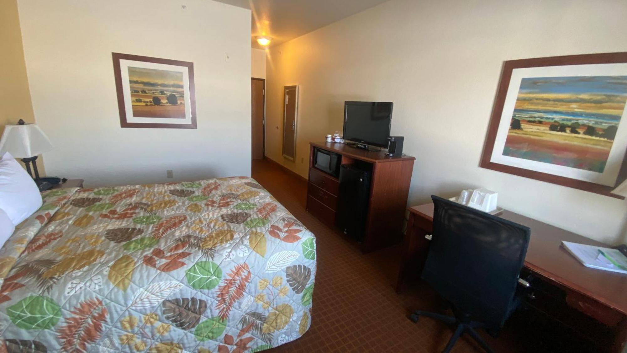 Park View Inn & Suites Hoisington Near Great Bend Экстерьер фото