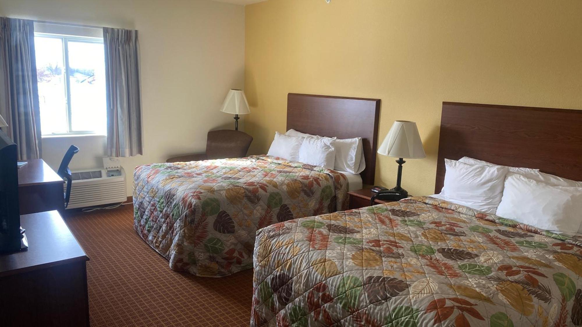 Park View Inn & Suites Hoisington Near Great Bend Экстерьер фото
